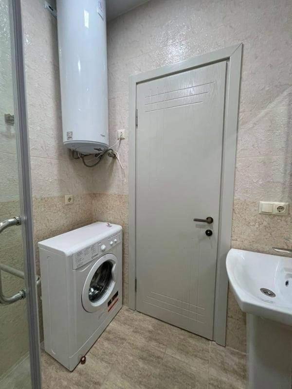 Apartamento Dar Tower Batumi Exterior foto