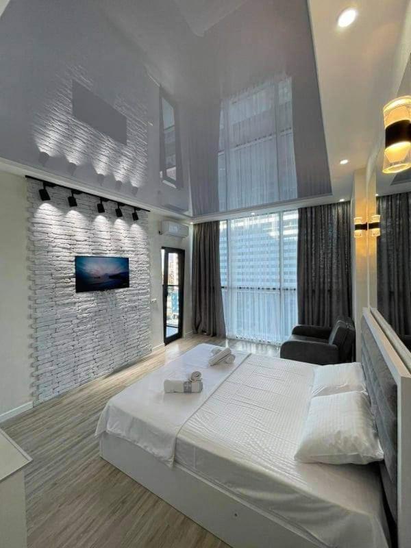 Apartamento Dar Tower Batumi Exterior foto